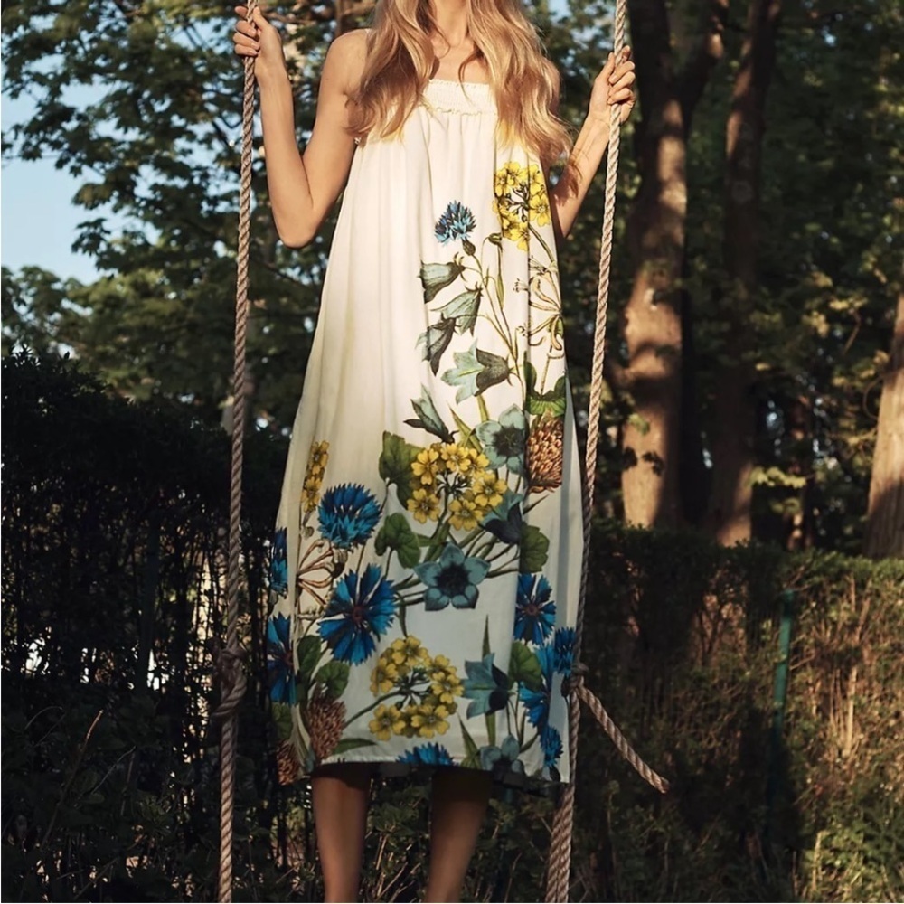 Anthropologie Maeve Beaujardin Floral  Smocked Maxi Dress Cream Size Medium